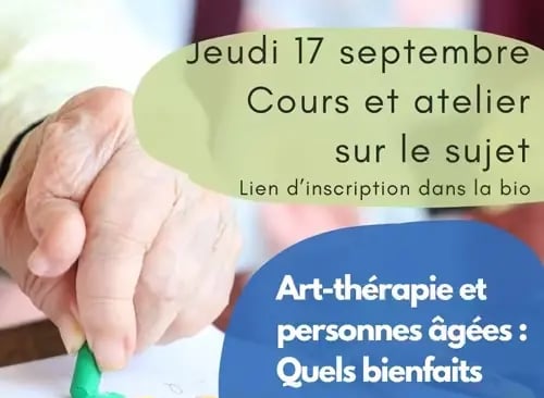 Mains d une personne du 3e age ancien qui dessine au pastel illustrant l article de blog sur l art therapie et personnes agees quels bienfaits peut on reellement attendre