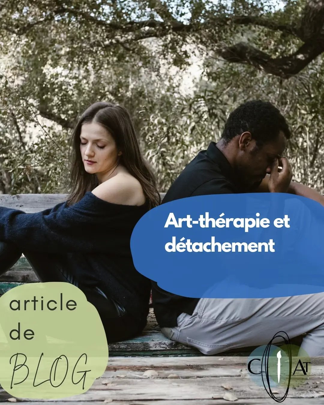 Phtographie representant deux personnes qui se tournent le dos pour illustrer l article de blog coaching art therapie sur le detachement